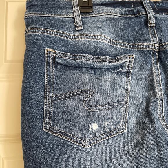 Silver Jeans Co. Denim Boyfriend Shorts - Size 14 - Picture 5 of 13